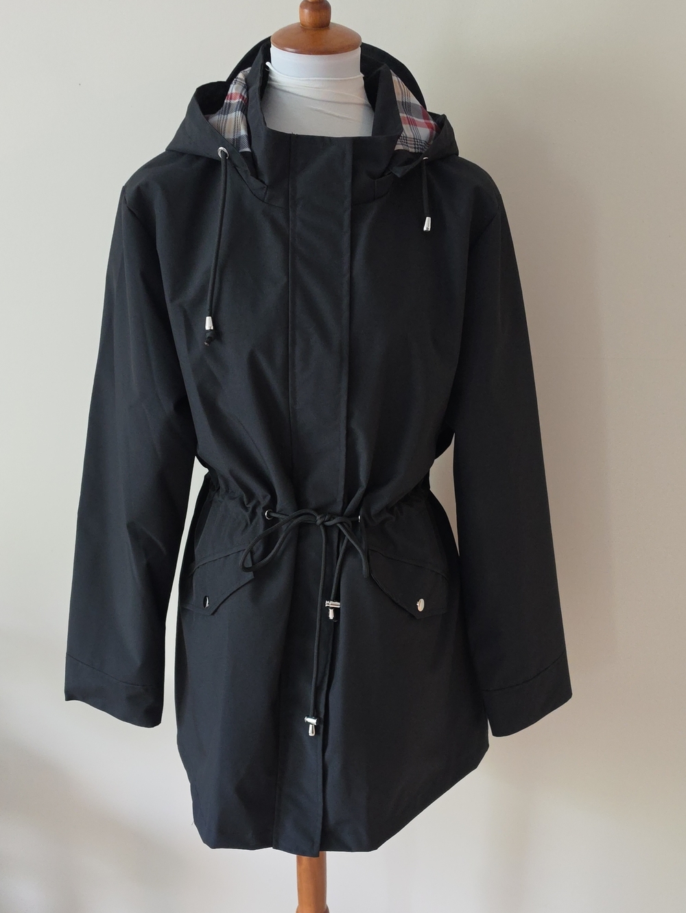 Polydeer Black Women's Hooded Anorak Jacket